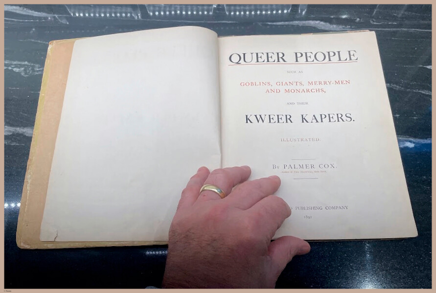 E430 - Queer People - i8806