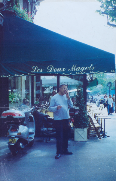 Les Deux Magots. 6 Pl. Saint-Germain des Prés, 75006 Paris